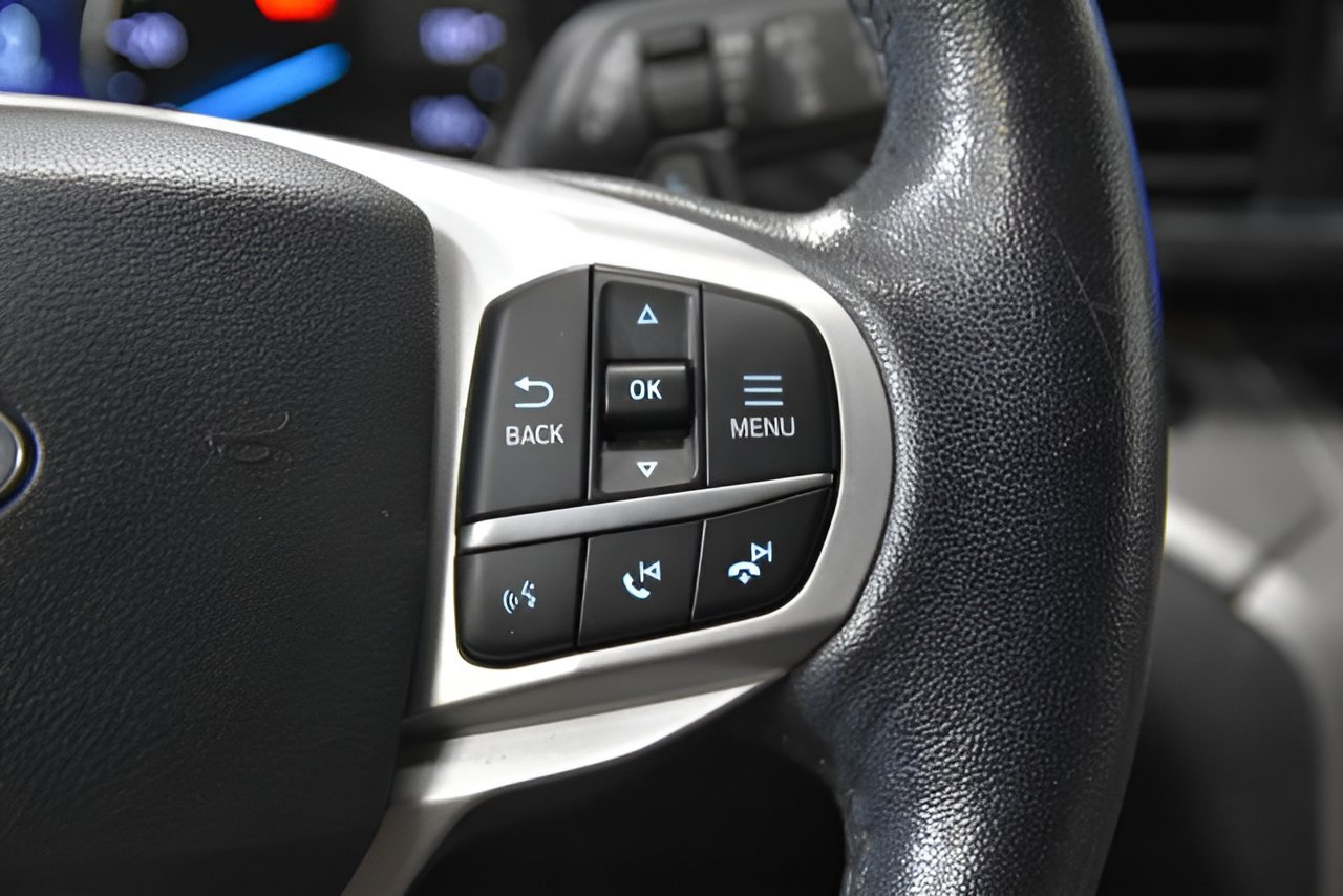 Used 2021 Ford Explorer XLT w/ Equipment Group 202A RWD image 21