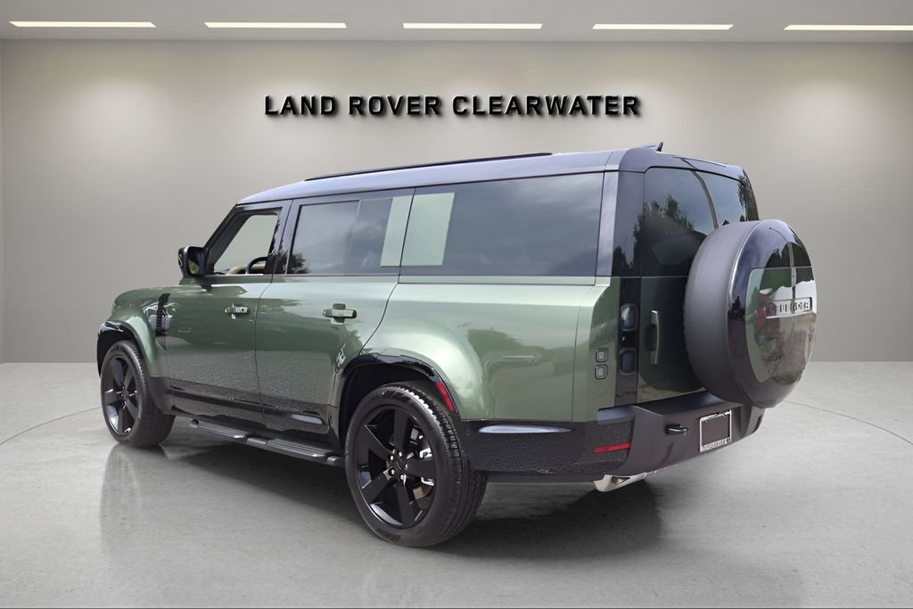 New 2026 Land Rover Defender 130 X-Dynamic SE AWD/4WD image 3