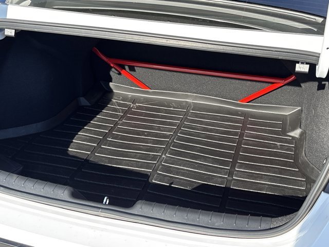 Used 2025 Hyundai Elantra N image 7