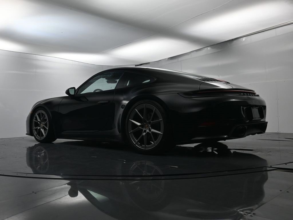 Used 2025 Porsche 911 Carrera image 42