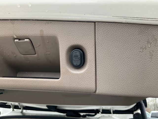 Used 2015 GMC Yukon XL SLT image 18