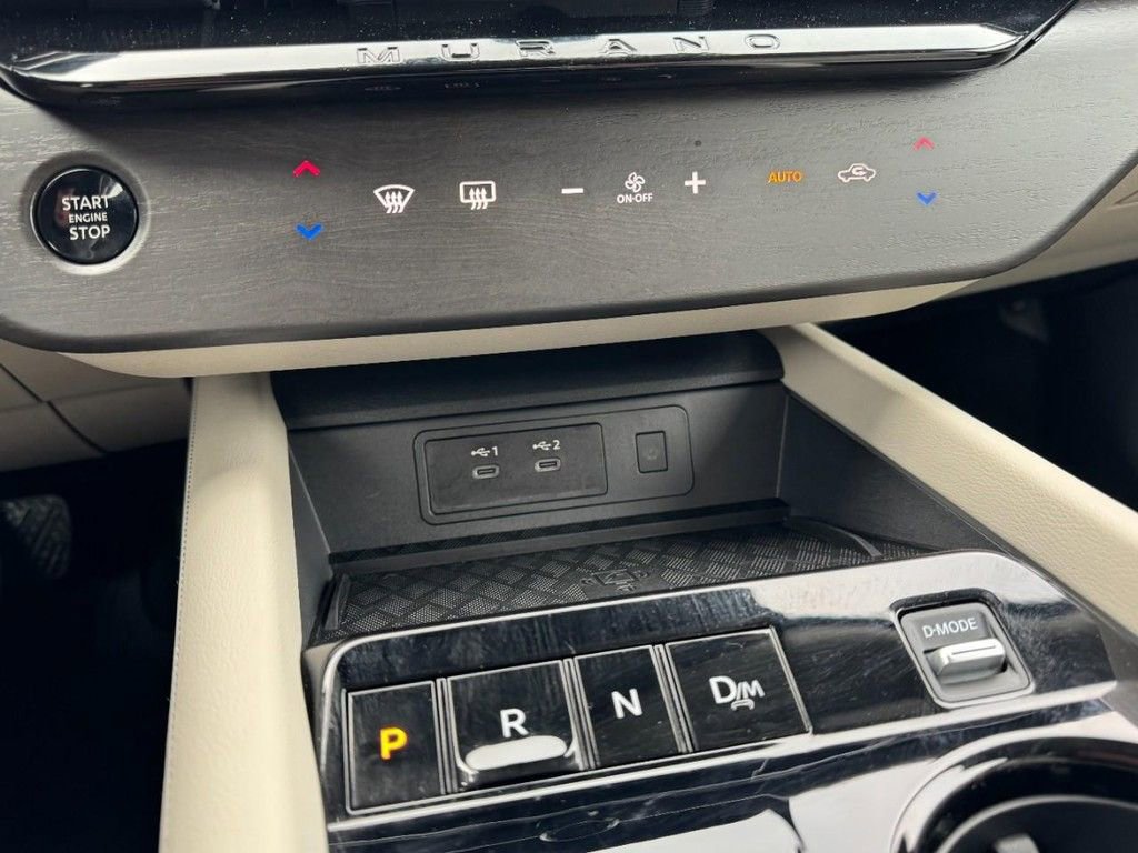 Used 2025 Nissan Murano SV AWD/4WD image 18