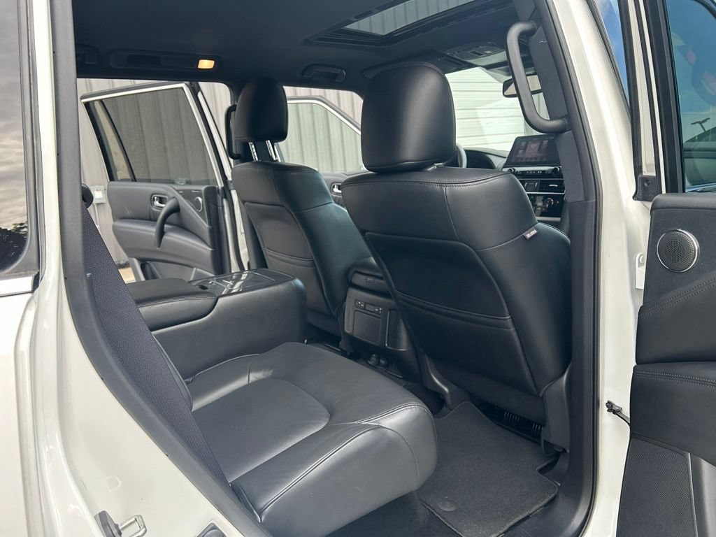 Certified 2024 Nissan Armada SL w/ Midnight Edition Package RWD image 28