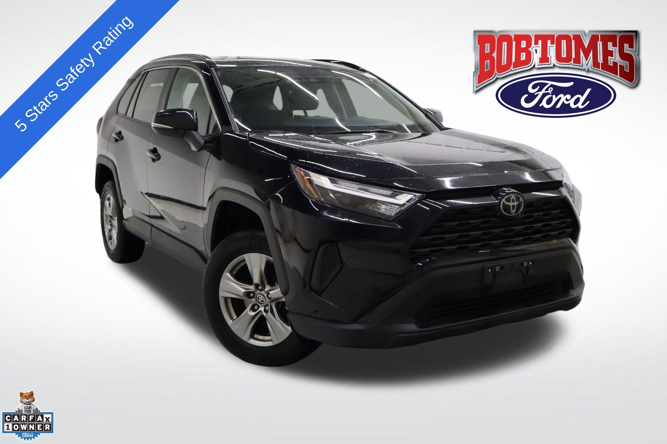 Used 2024 Toyota RAV4 XLE image 1
