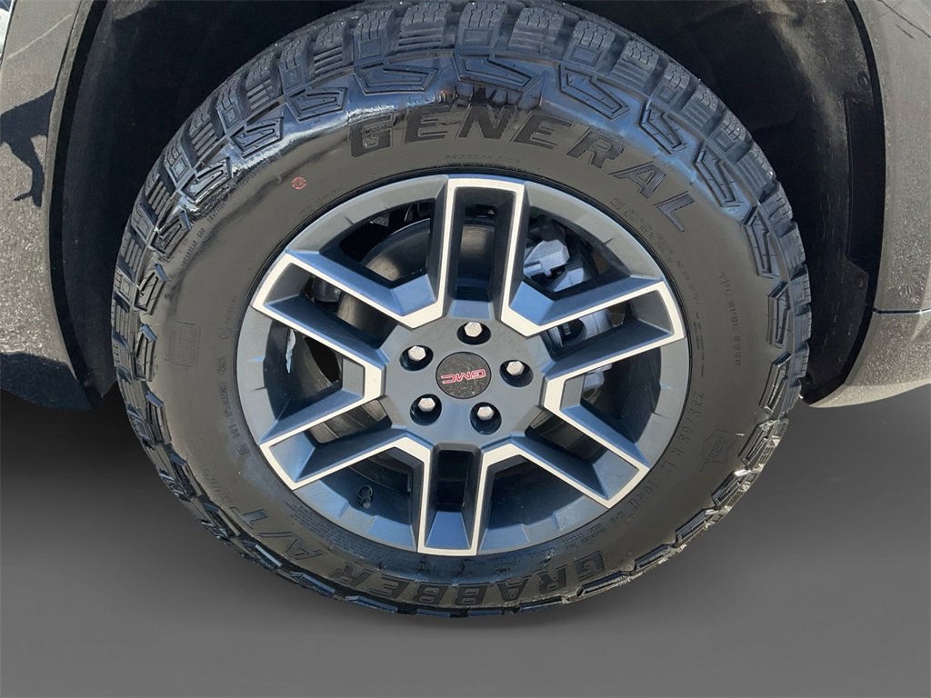 New 2026 GMC Terrain AT4 w/ Convenience Package III image 15