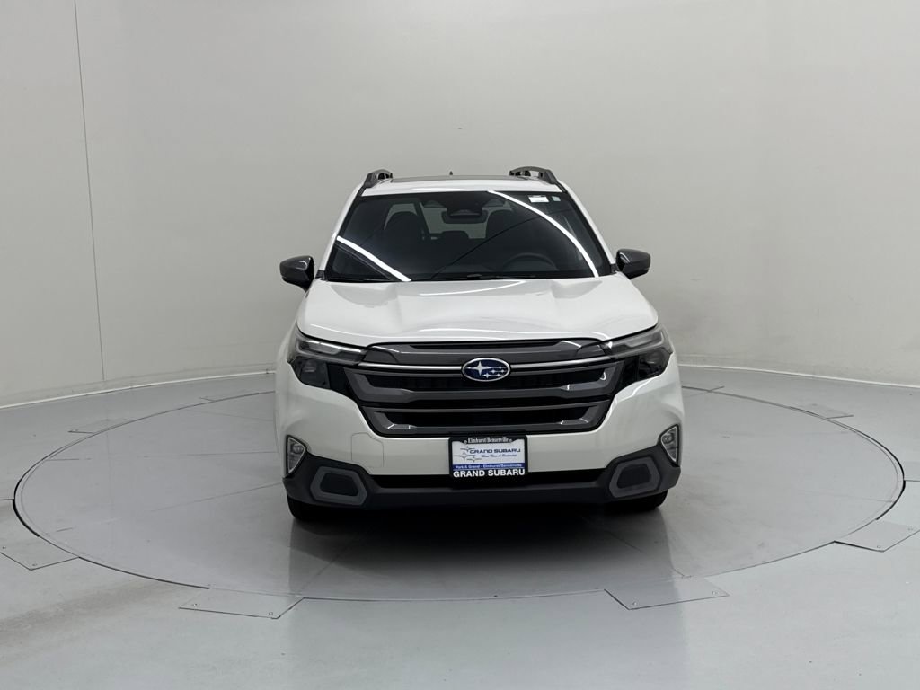 Certified 2025 Subaru Forester Limited image 8