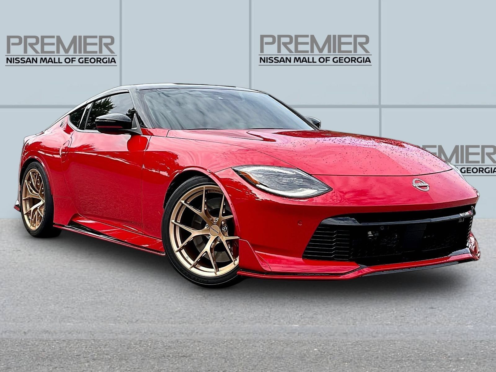 Certified 2025 Nissan Z NISMO w/ Floor Mat Package RWD image 3