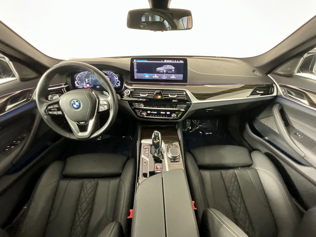 Used 2023 BMW 530e image 10