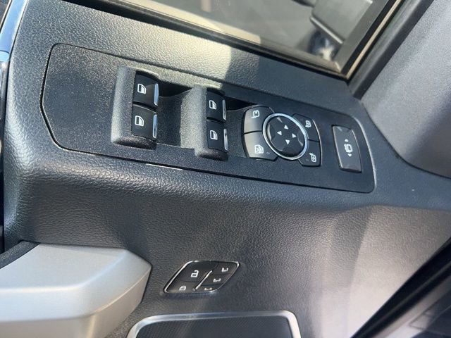 Used 2022 Ford F250 Lariat w/ Chrome Package image 20