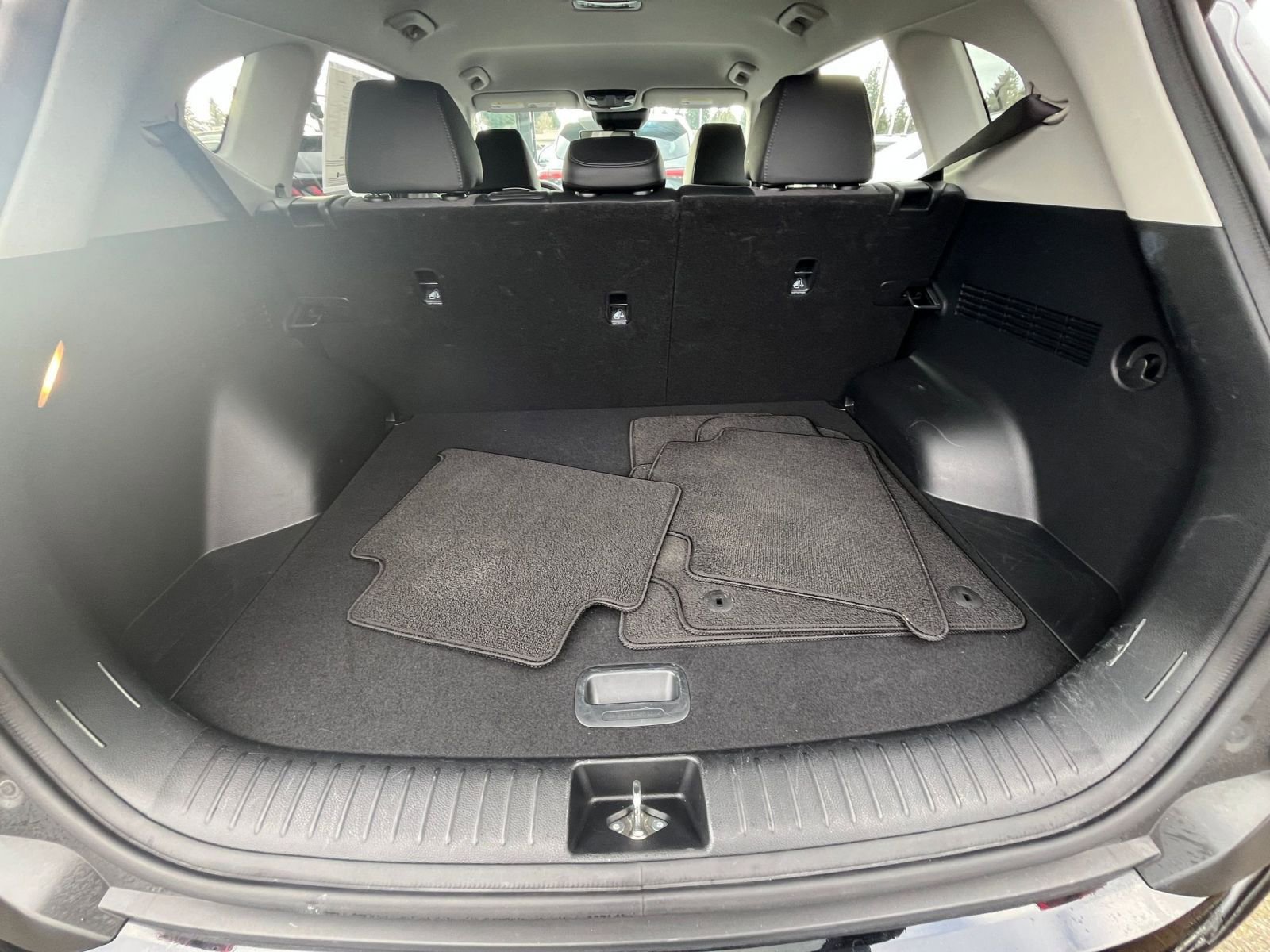 Used 2025 Kia Seltos S image 33