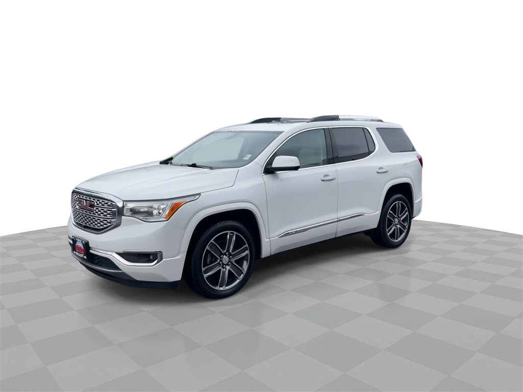 Used 2018 GMC Acadia Denali w/ Technology Package image 4