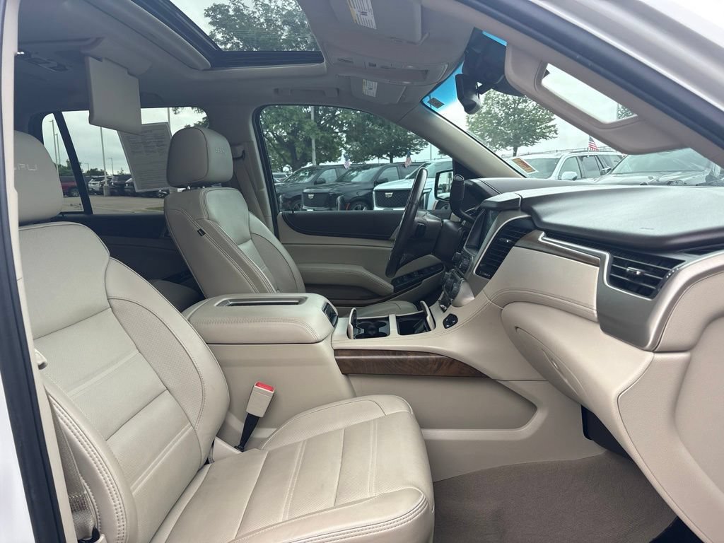 Used 2019 GMC Yukon Denali w/ Denali Ultimate Package AWD/4WD image 26
