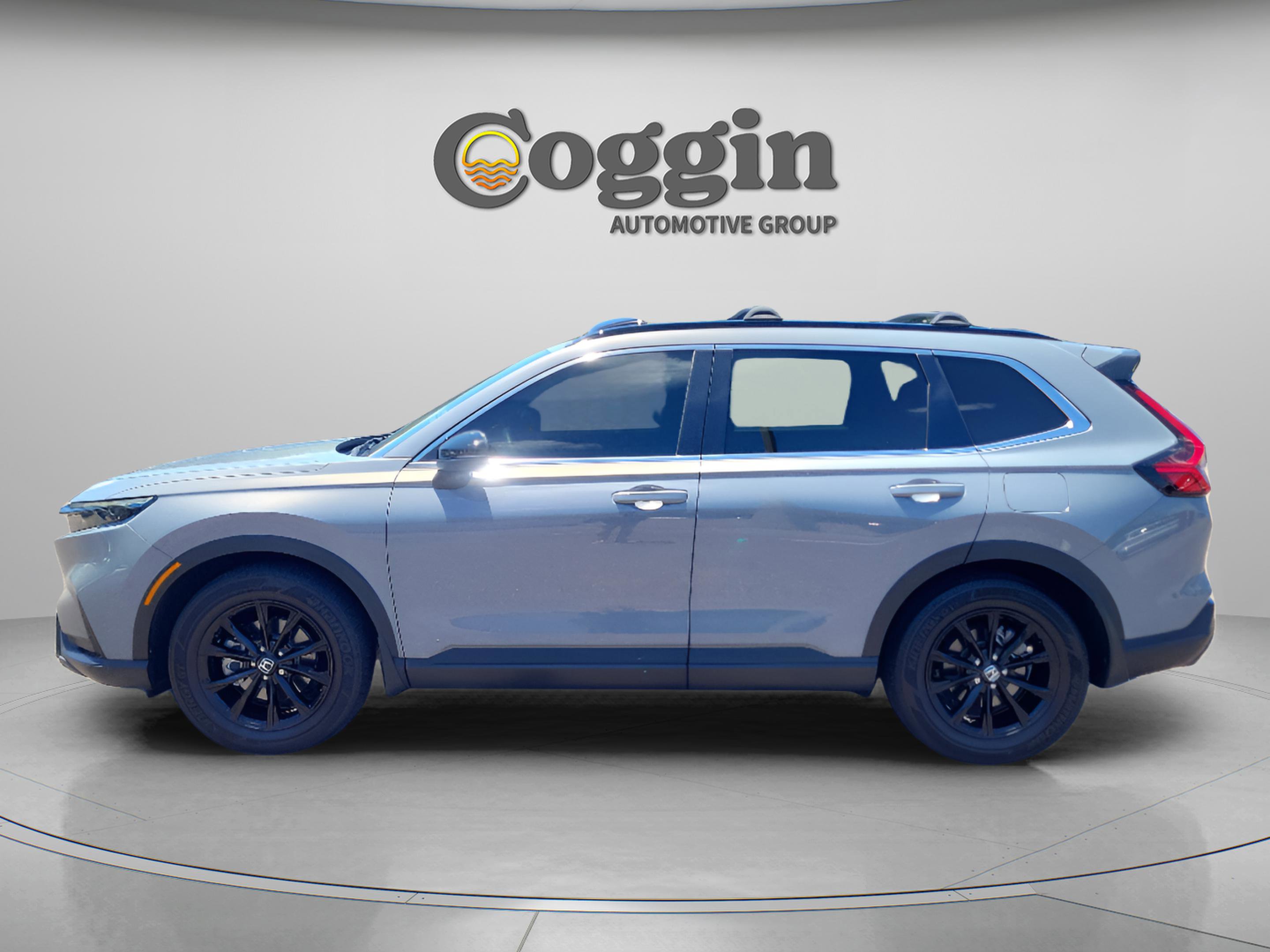 Used 2023 Honda CR-V Sport image 2