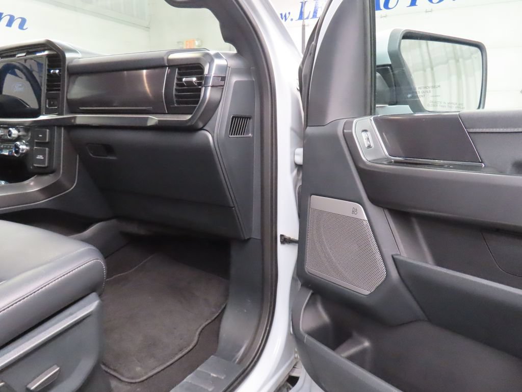 Used 2025 Ford F150 Lariat AWD/4WD image 30