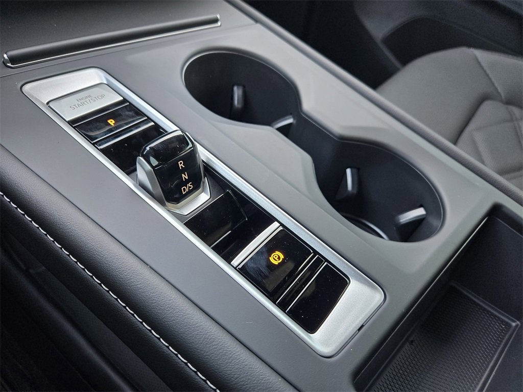 New 2026 Volkswagen Atlas Cross Sport SE image 17