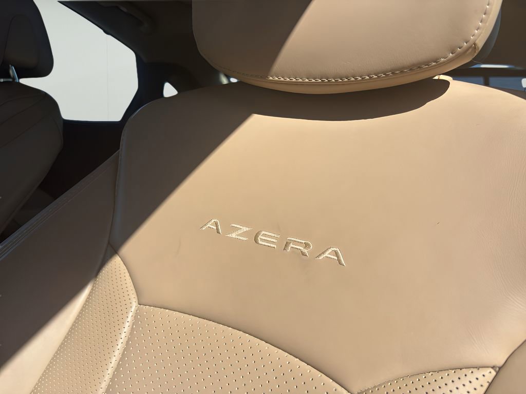 Used 2016 Hyundai Azera Limited FWD image 20