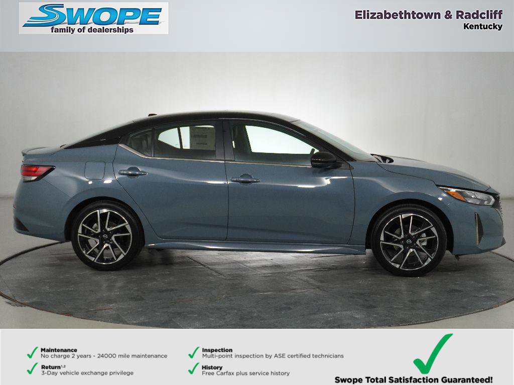 New 2025 Nissan Sentra SR w/ SR Premium Package image 3