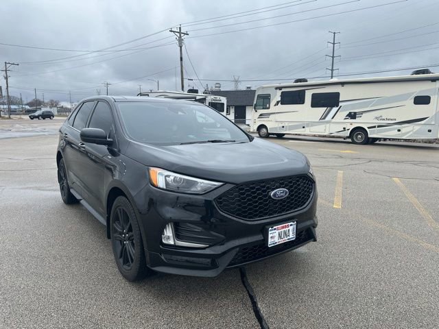 Used 2024 Ford Edge ST-Line w/ Class II Trailer Tow Package image 6