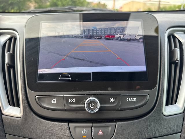 Used 2025 Chevrolet Malibu LT FWD image 18