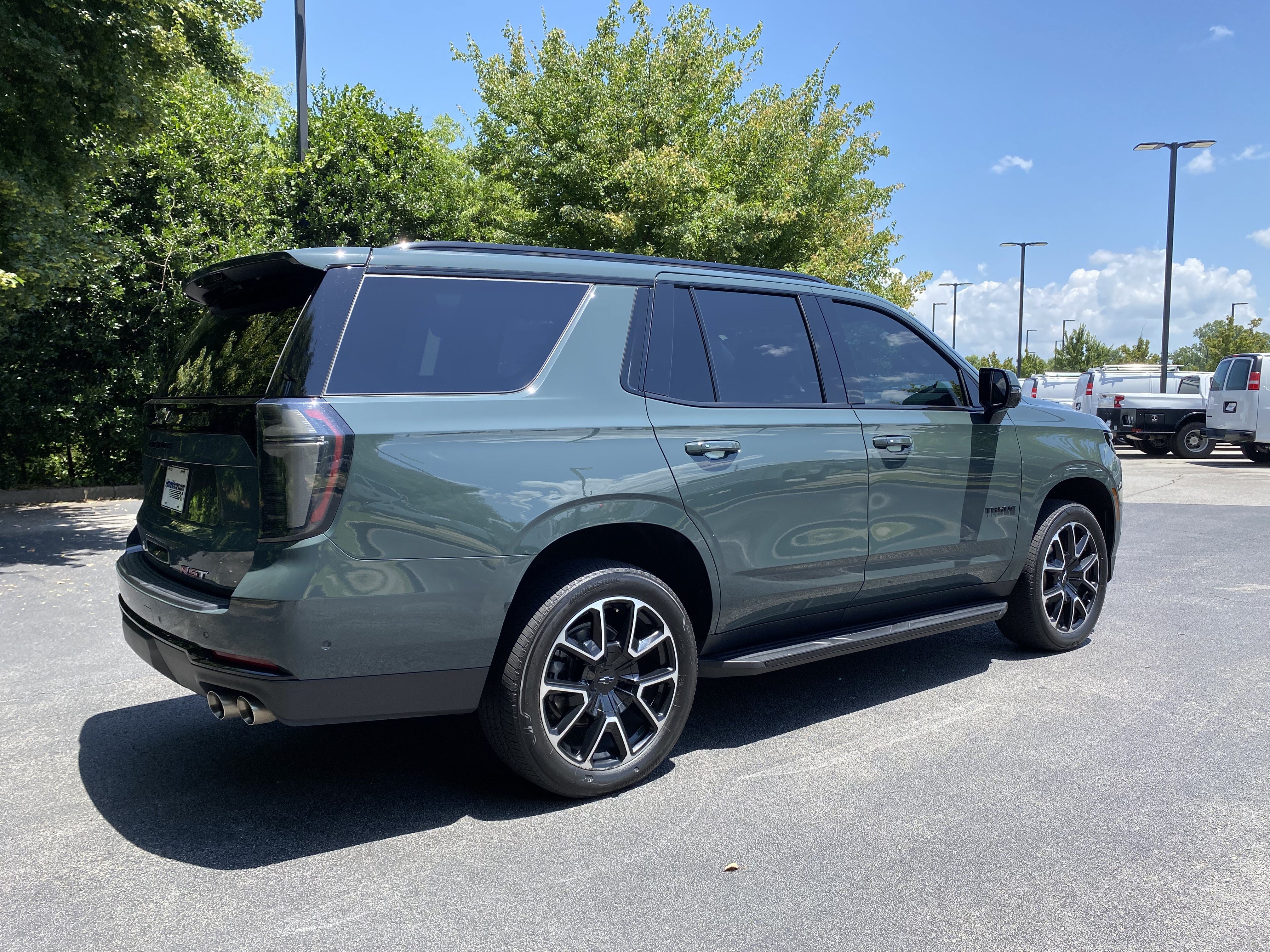 Used 2025 Chevrolet Tahoe RST w/ Comfort Package RWD image 9