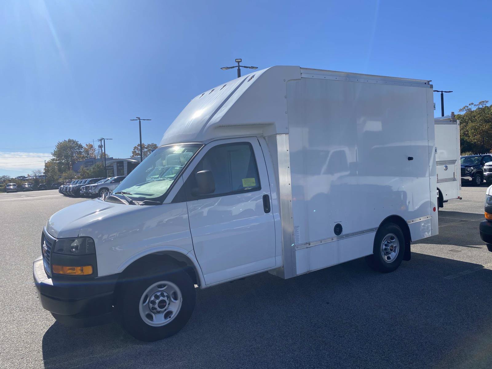 New 2023 GMC Savana 3500 w/ Power Convenience Package RWD image 1