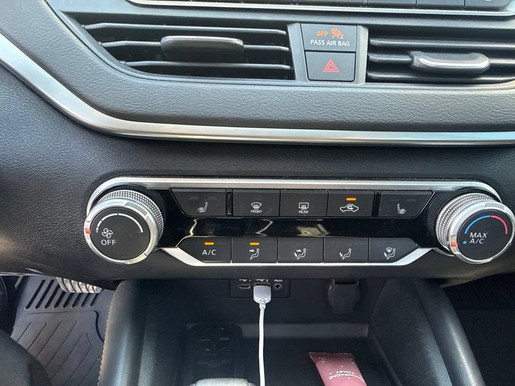 Used 2019 Nissan Altima 2.5 SR w/ SR Premium Package FWD image 11