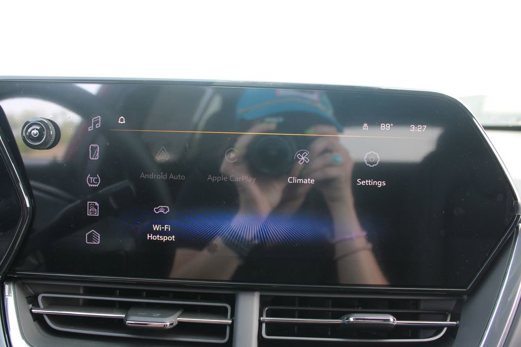 New 2026 Chevrolet Trax RS w/ Sunroof Package image 45