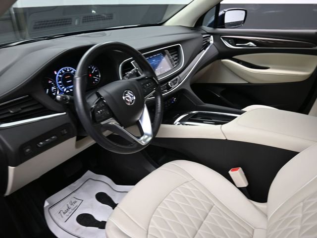 Used 2023 Buick Enclave Avenir w/ Avenir Technology Package FWD image 18