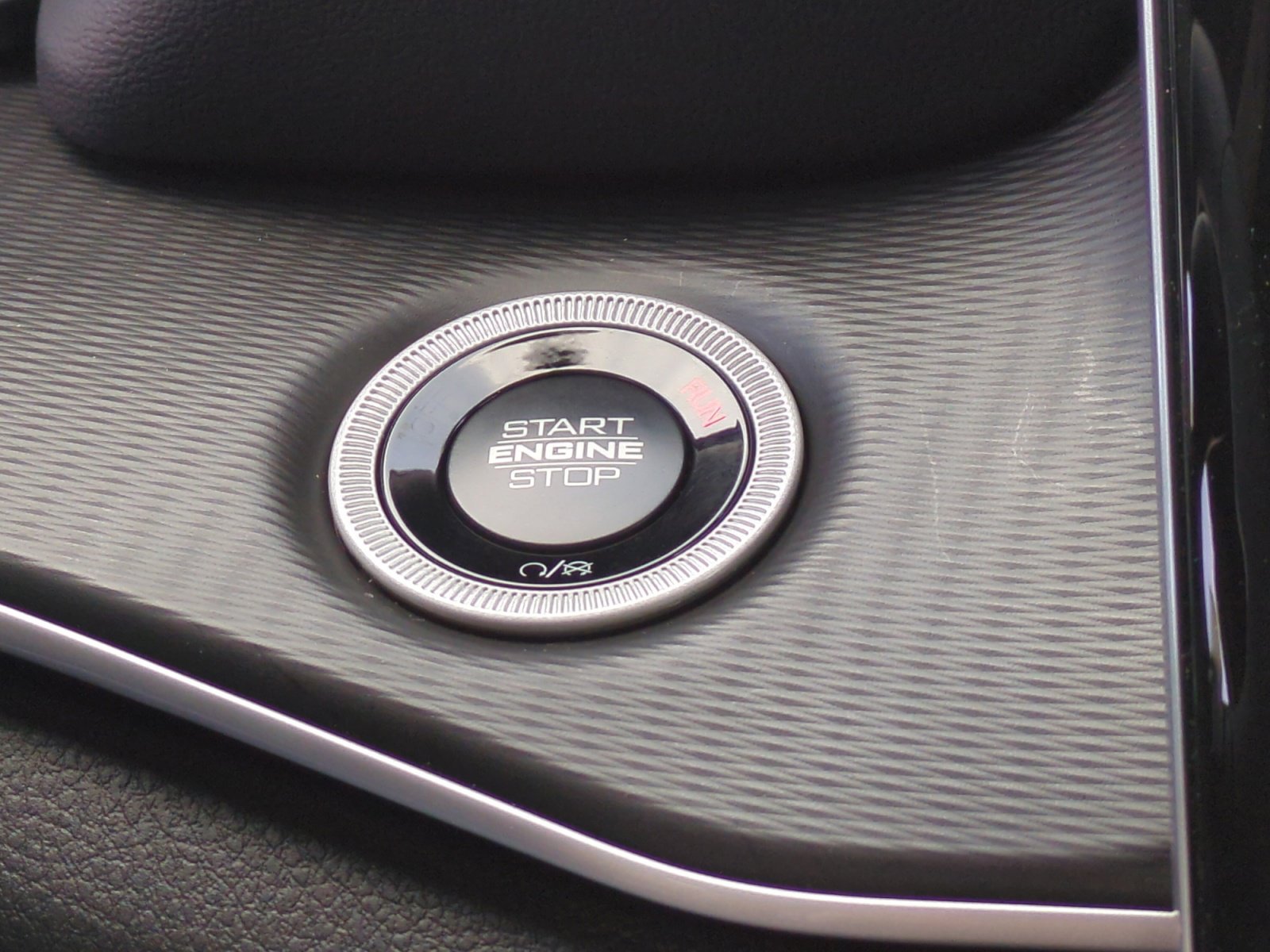 New 2026 Jeep Grand Cherokee Laredo image 29