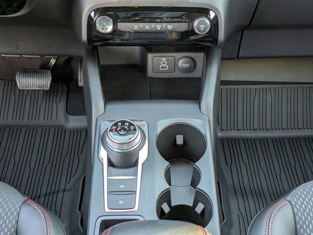 New 2026 Ford Escape ST-Line w/ Tech Pack #1 image 18