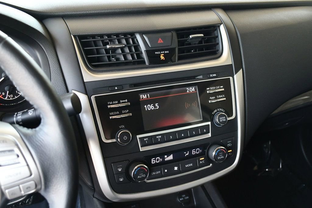 Used 2016 Nissan Altima 2.5 SL w/ Moonroof Package FWD image 43