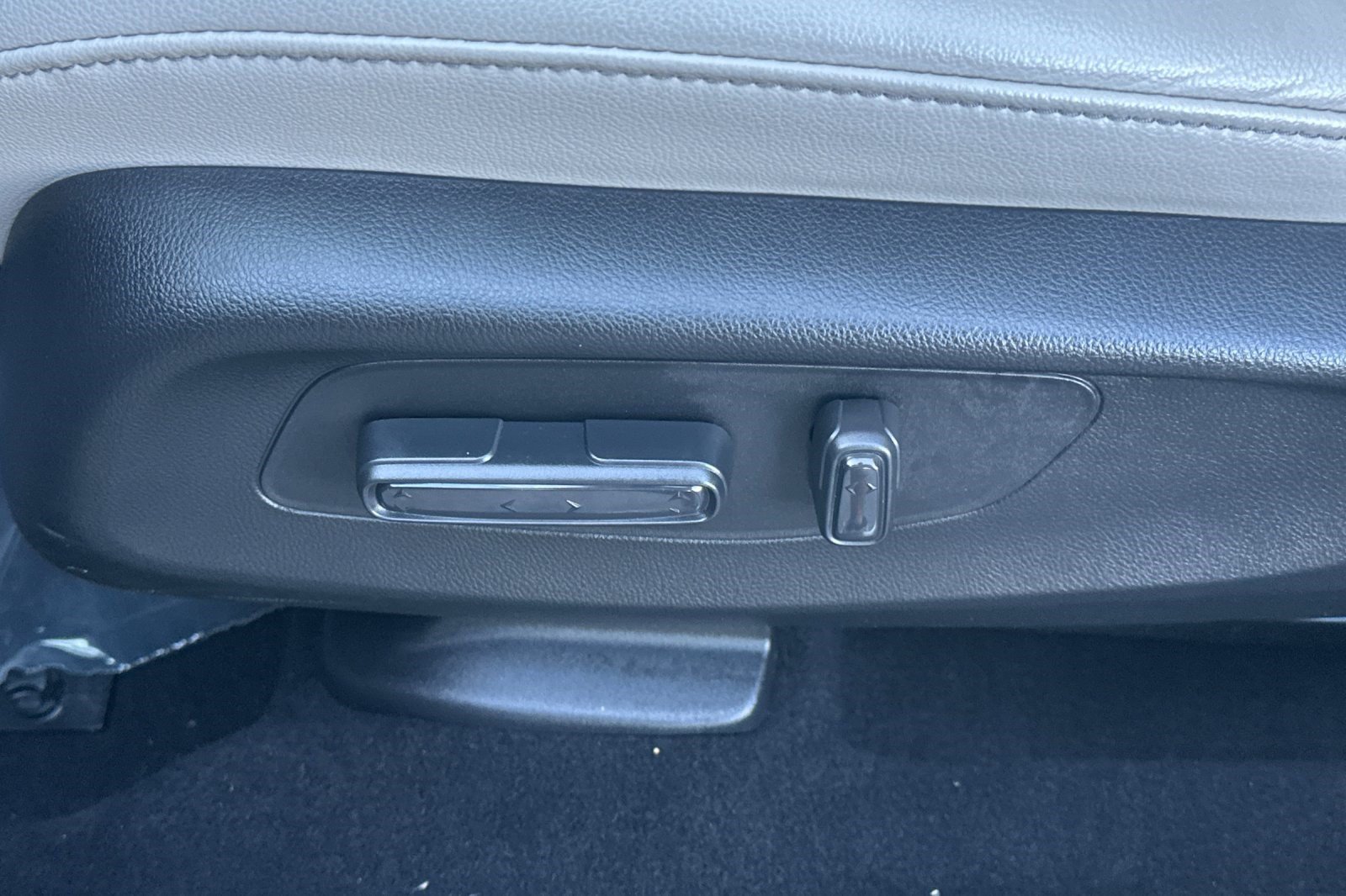 Certified 2024 Honda HR-V EX-L image 14