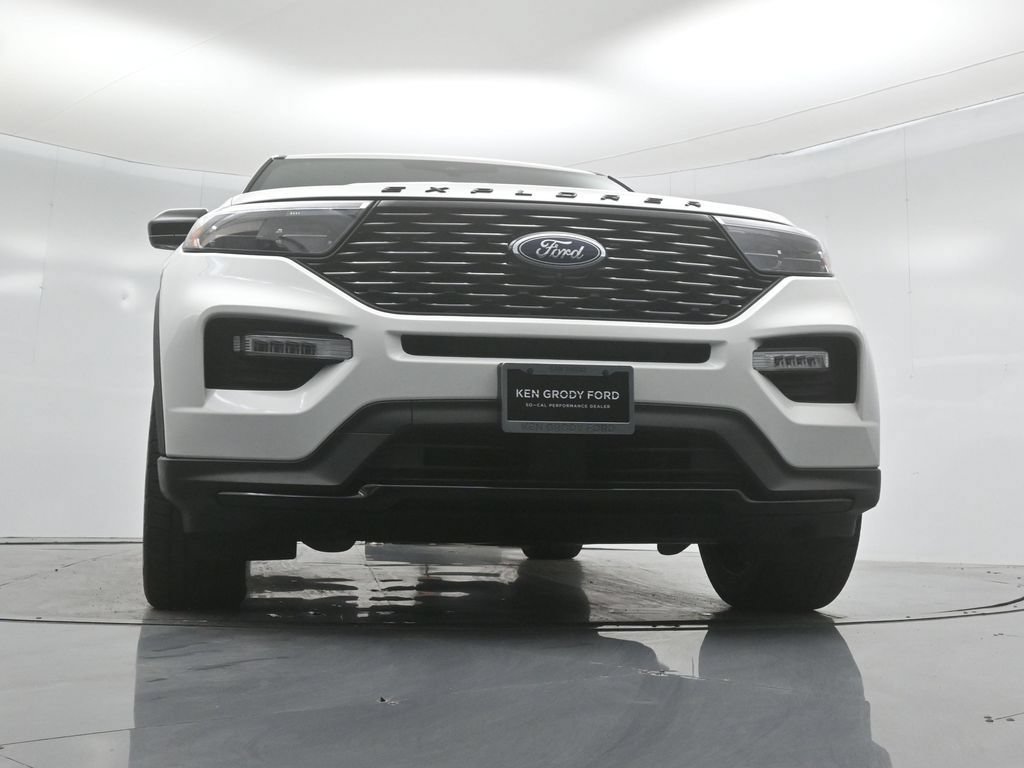 Certified 2023 Ford Explorer ST-Line w/ Class IV Trailer Tow Package AWD/4WD image 46
