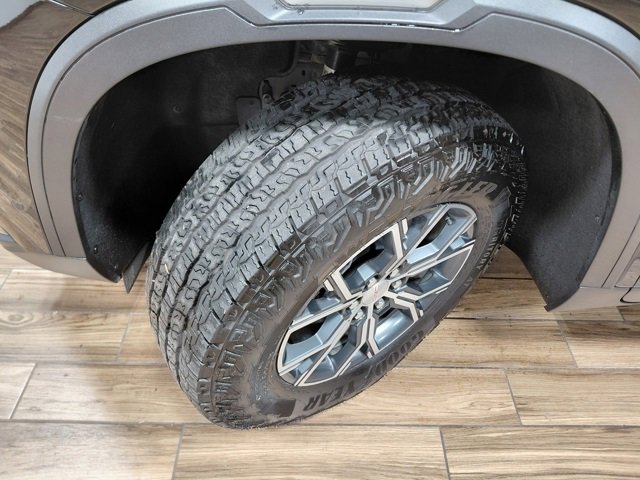 Certified 2024 GMC Acadia AT4 w/ Super Cruise Package image 29
