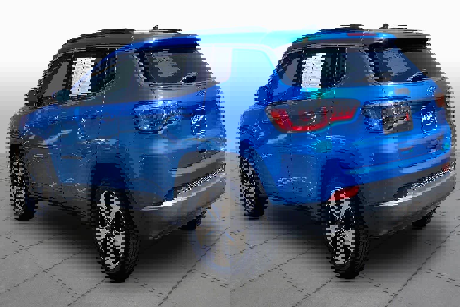 Used 2017 Jeep Compass Latitude w/ Popular Equipment Group image 11