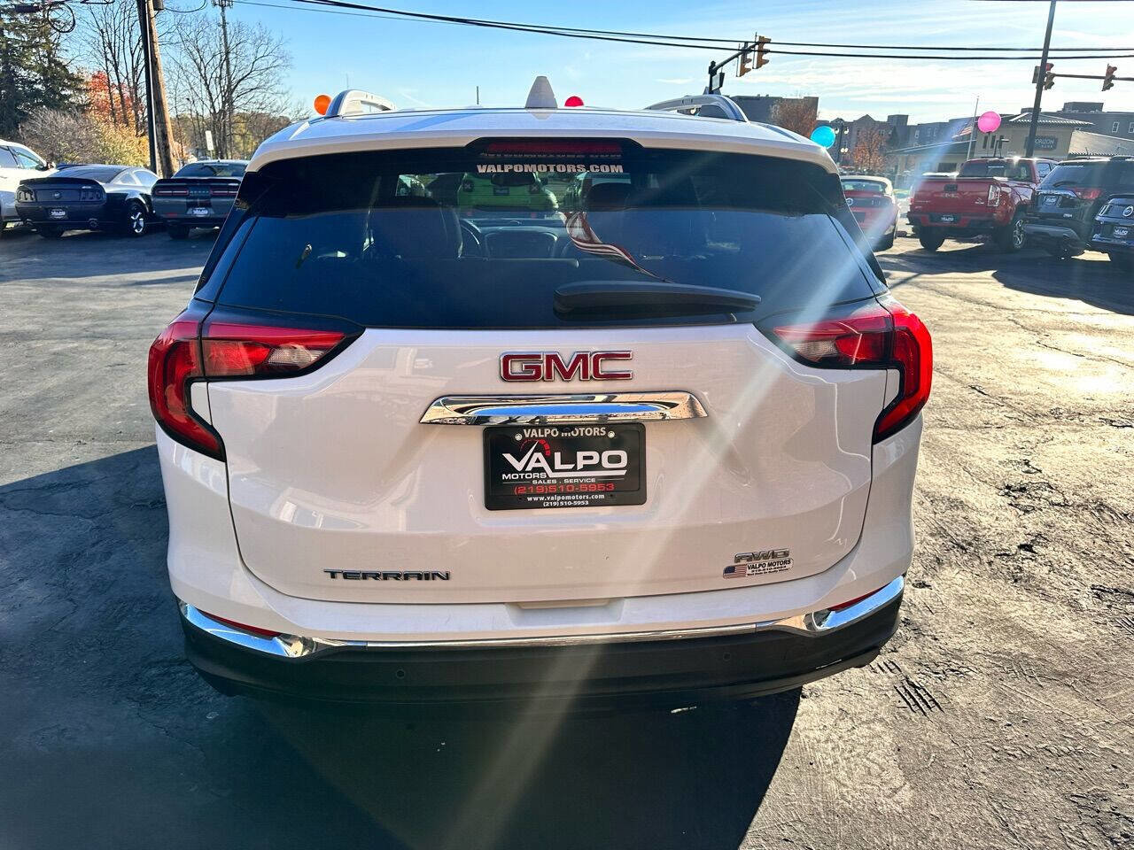 Used 2020 GMC Terrain SLT w/ Preferred Package image 4