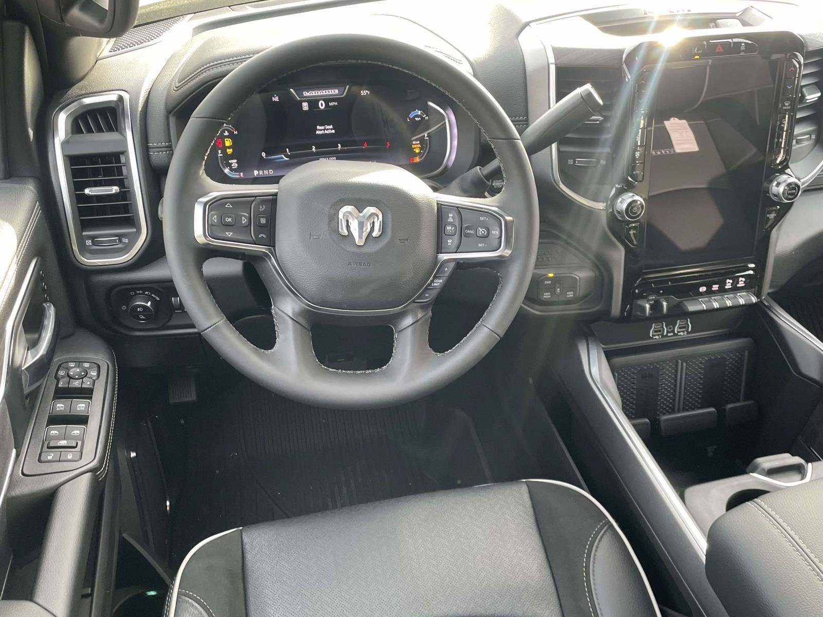 New 2026 RAM 2500 Laramie AWD/4WD image 6