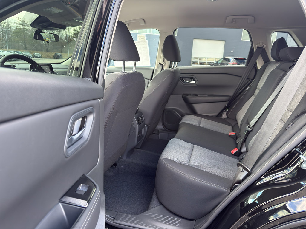 New 2026 Nissan Rogue SV image 29