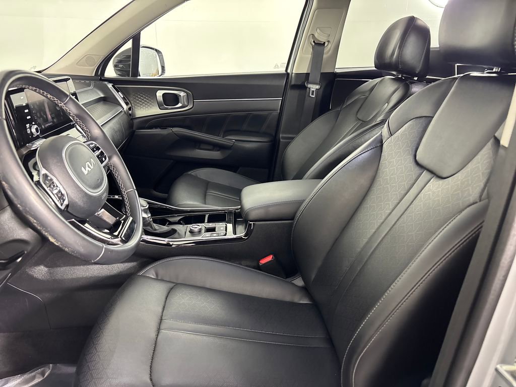 Used 2022 Kia Sorento SX image 8
