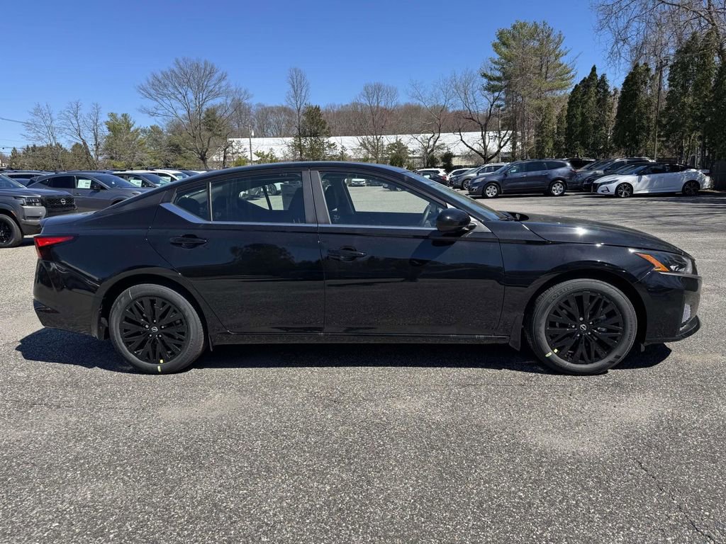 New 2026 Nissan Altima 2.5 SV w/ SV Special Edition Package image 5
