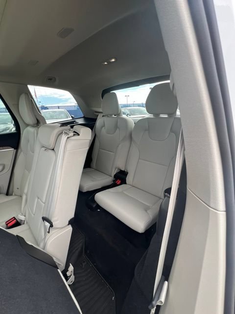 Used 2024 Volvo XC90 T8 Plus w/ Protection Package Premier AWD/4WD image 26