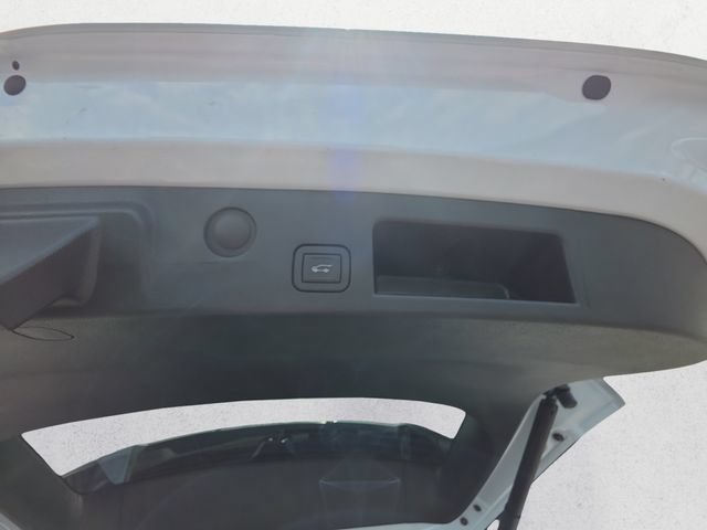 New 2026 Chevrolet Equinox ACTIV w/ Convenience Package III AWD/4WD image 25
