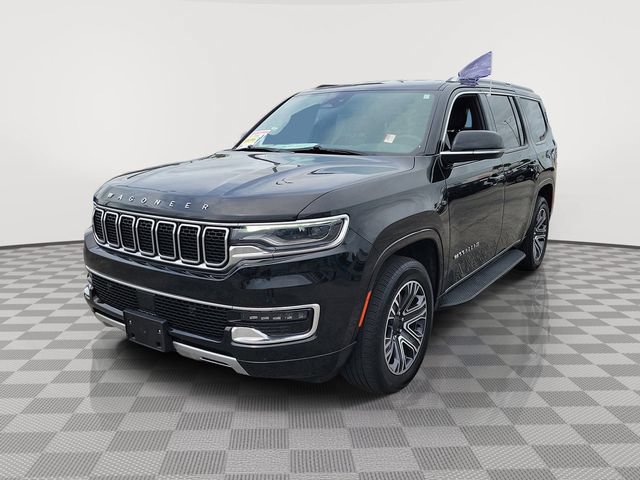 Used 2024 Jeep Wagoneer Series II w/ Flexible Seating Group RWD image 3