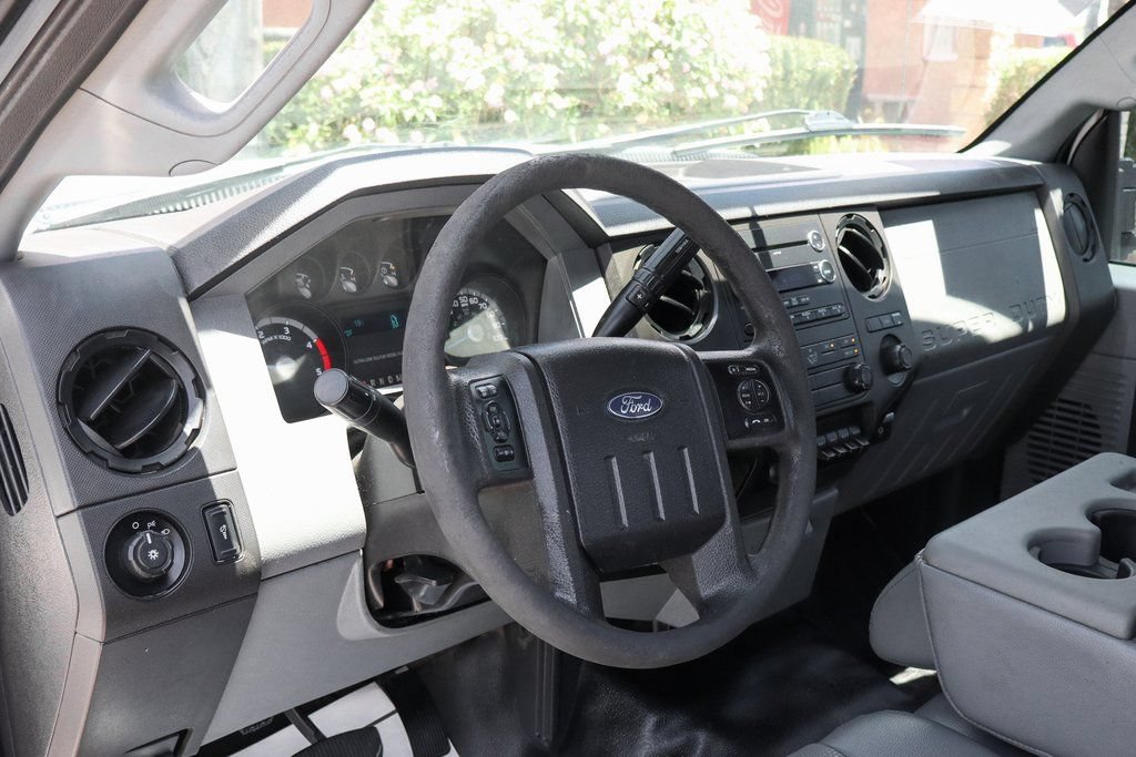 Used 2016 Ford F550 Luxury RWD image 16