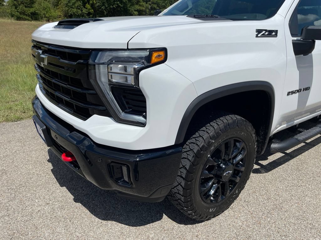 Used 2026 Chevrolet Silverado 2500 LT w/ Trail Boss Package AWD/4WD image 11