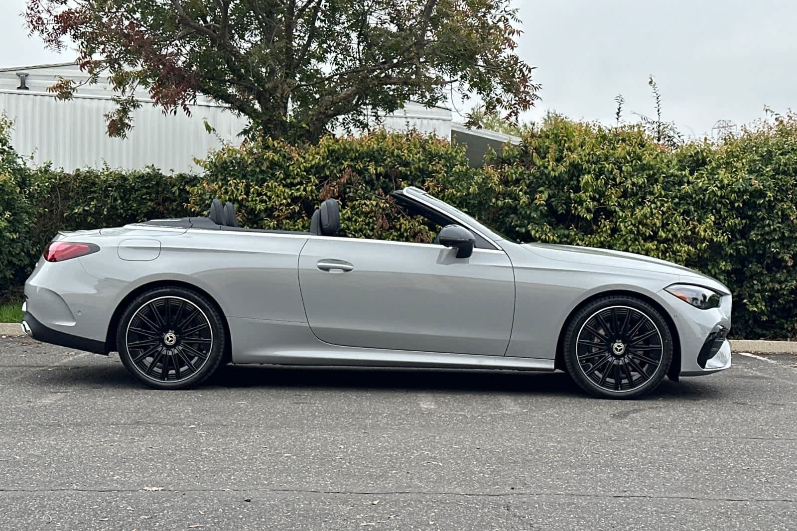 New 2026 Mercedes-Benz CLE 300 4MATIC Cabriolet image 2