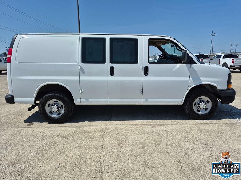 Used 2015 Chevrolet Express 2500 RWD image 8