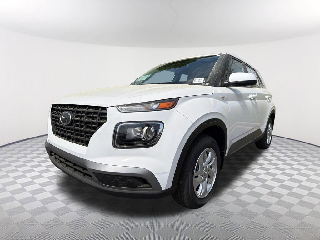 New 2026 Hyundai Venue SE