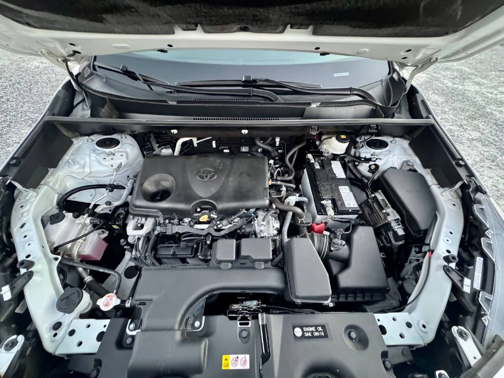 Used 2024 Toyota RAV4 LE image 13