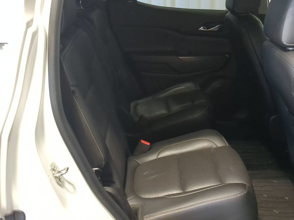 Used 2019 GMC Acadia SLT w/ Black Edition FWD image 24